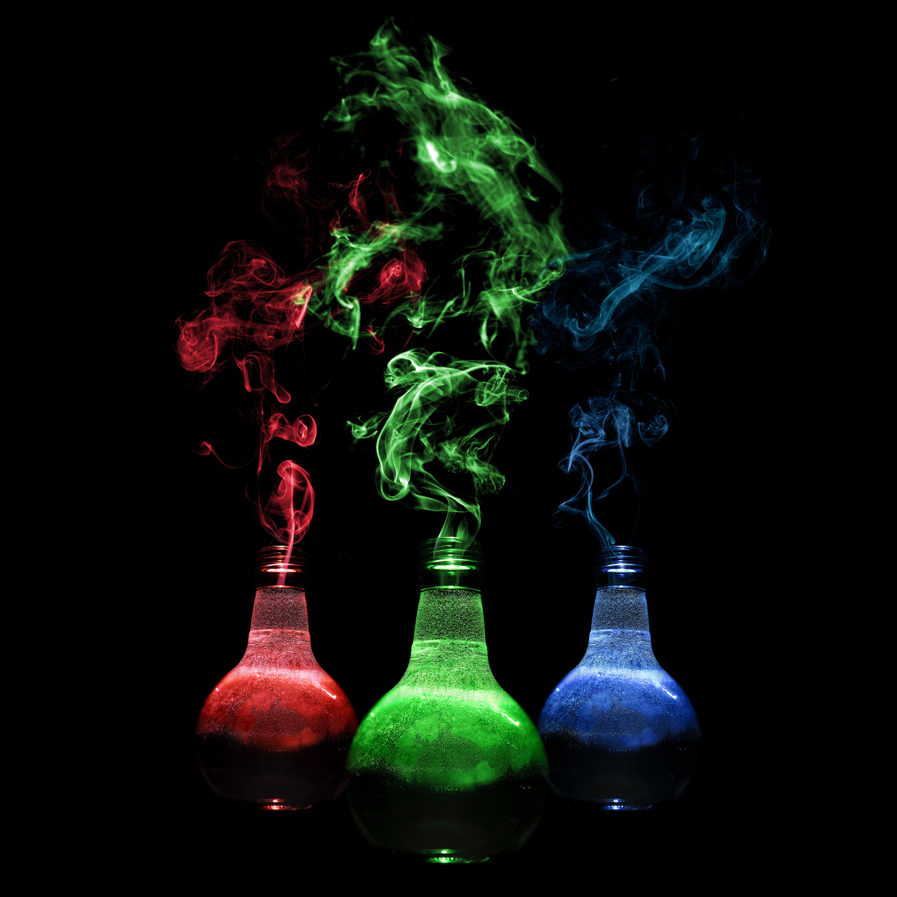 © Wex Photo Video 5.-Smoking-potion-bottles.jpg
