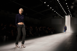 Thanks to the team at Canon, we were lucky enough to head long to London Fashion Weekend recently with a group of customers to try our hand at shooting two catwalk shows from the photographers pit!
