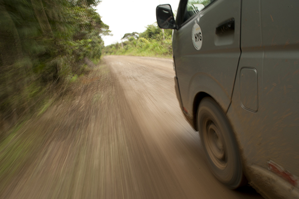 © Wex Photo Video Speeding-along-the-dirt-track-road-didnt-always-give-the-safest-of-feelings1.jpg