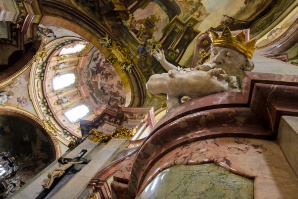Churches, Temples and More: How to Photograph Religious Buildings Churches, Temples and More: How to Photograph Religious Buildings
