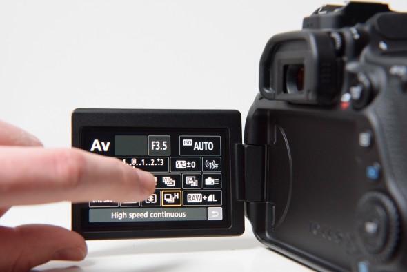 Canon EOS 80D: What Does It Offer Photographers?
Canon EOS 80D: What Does It Offer Photographers?