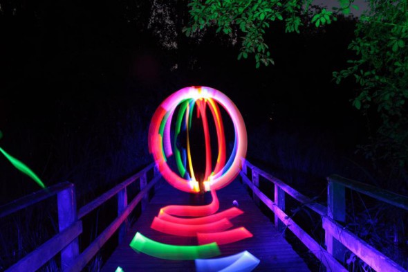 Basic Light-Painting Kit and How to Use It Basic Light-Painting Kit and How to Use It
