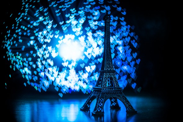 Make a DIY Filter for Heart-Shaped Bokeh Make a DIY Filter for Heart-Shaped Bokeh