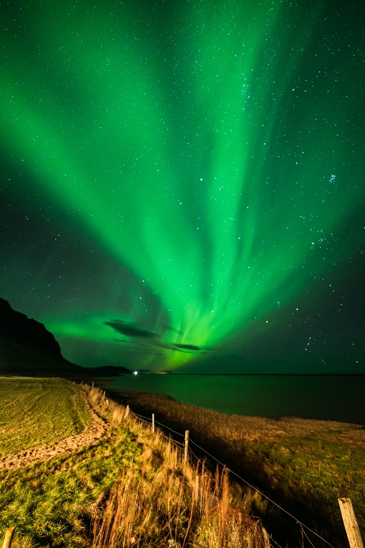 Shooting Landscapes with an Ultra-Wide Lens Shooting Landscapes with an Ultra-Wide Lens