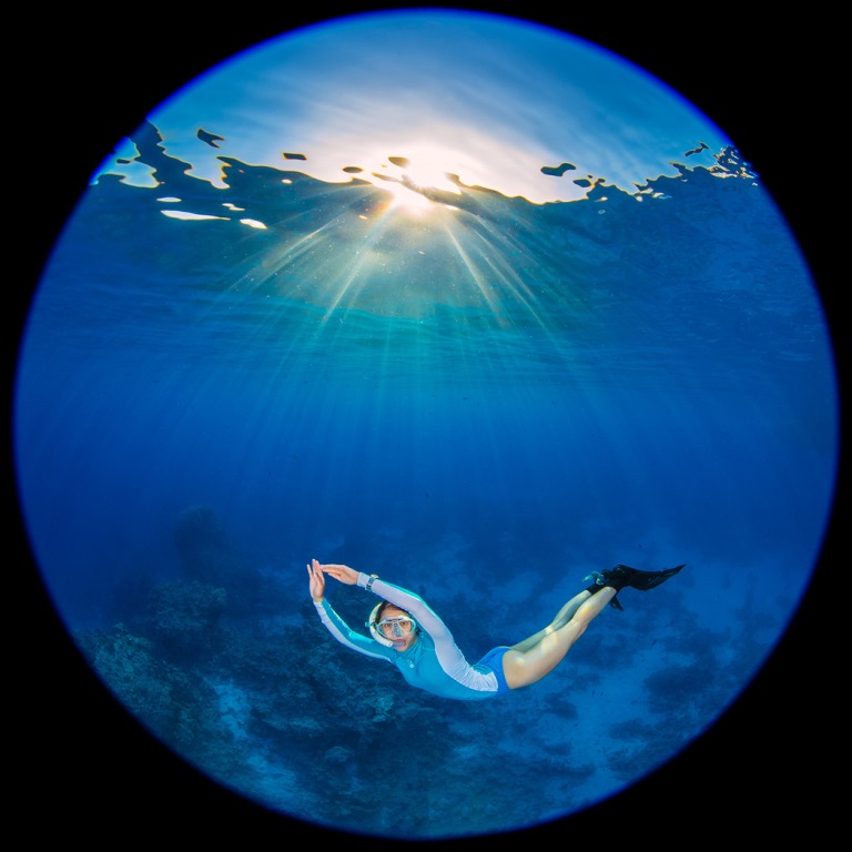 Shooting Underwater with the Nikon 8-15mm FX Fisheye Shooting Underwater with the Nikon 8-15mm FX Fisheye