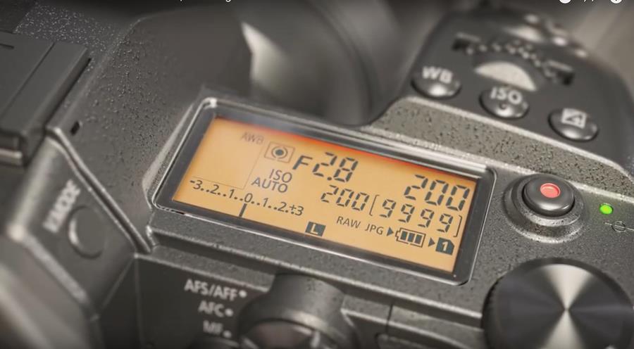 Can’t choose between the LUMIX G9 or GH5? Panasonic’s CSC heavyweights go head-to-head Can’t choose between the LUMIX G9 or GH5? Panasonic’s CSC heavyweights go head-to-head
