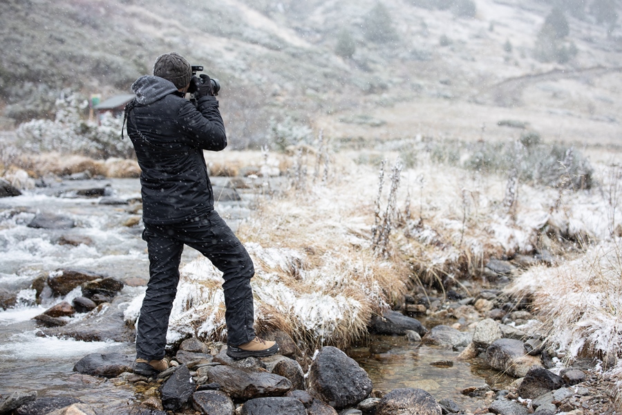 Filming with the Canon EOS R | Mountain Field Test Filming with the Canon EOS R | Mountain Field Test