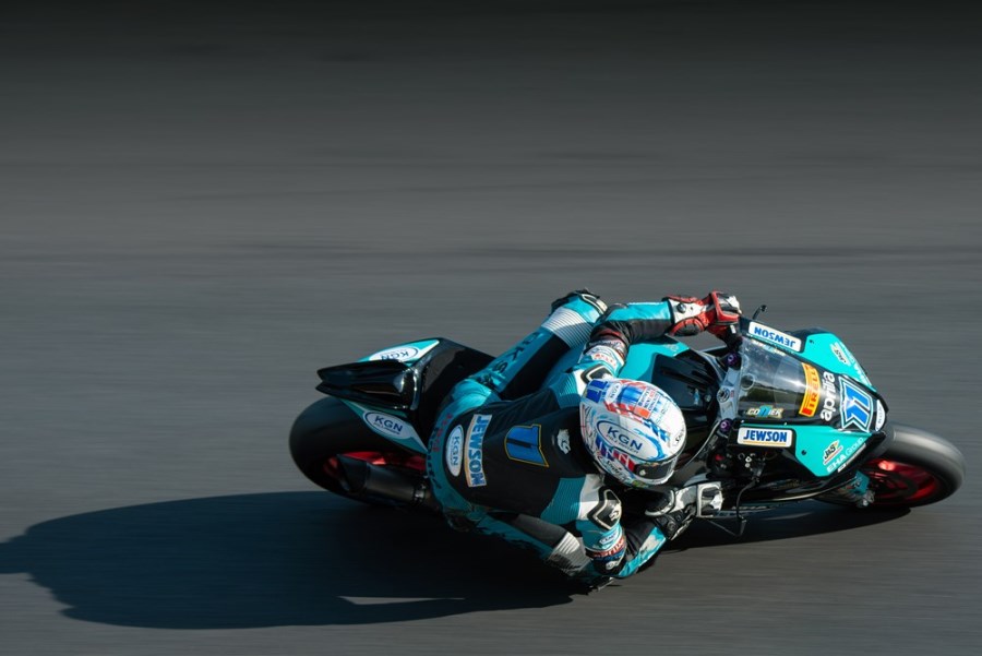 wex-photo-video-motorbike-17-04-19.jpg wex-photo-video-motorbike-17-04-19.jpg