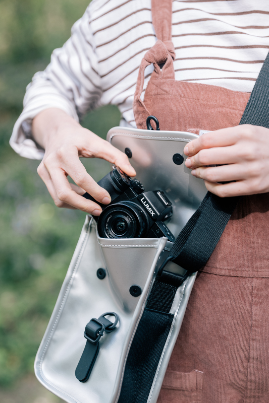 Panasonic Lumix G100 Panasonic Lumix G100