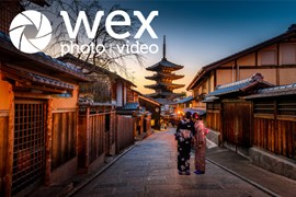 In the age of social media, travel photography is everywhere. This gift guide contains ten interesting and useful products under £100 that are certain to make loved one's travel photography easier!