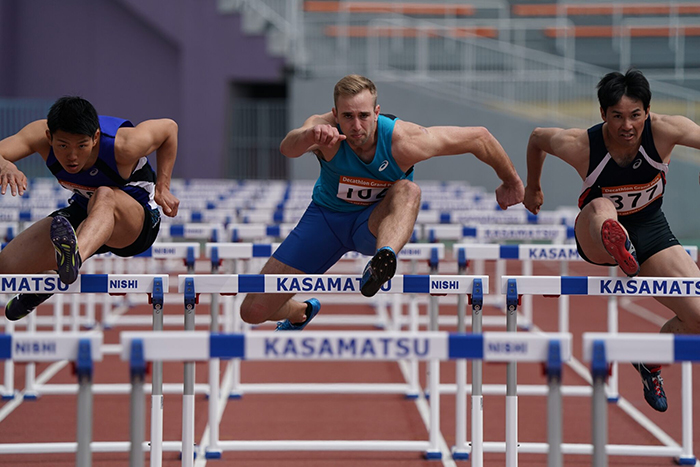 Sony FE 200-600mm f5.6-6.3 G OSS Lens sports sample image