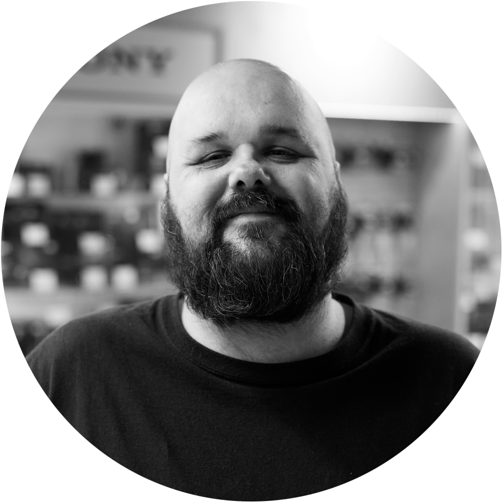 Baz - Sales Consultant